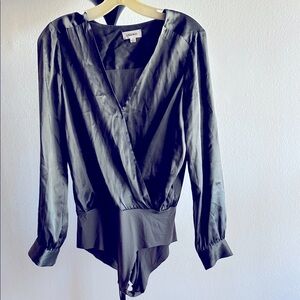 L'AGENCE Satin olive green  Bodysuit